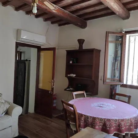 Rustichello G&p Tuscany * Lorenzana