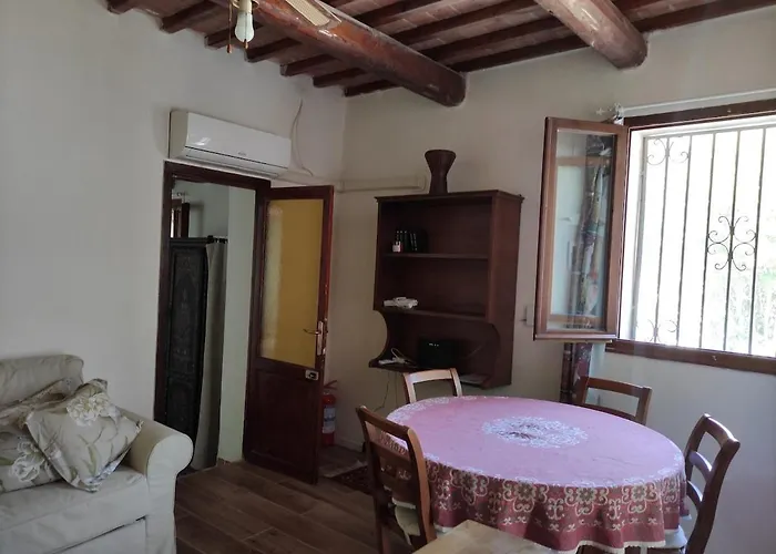 Rustichello G&p Tuscany * Lorenzana